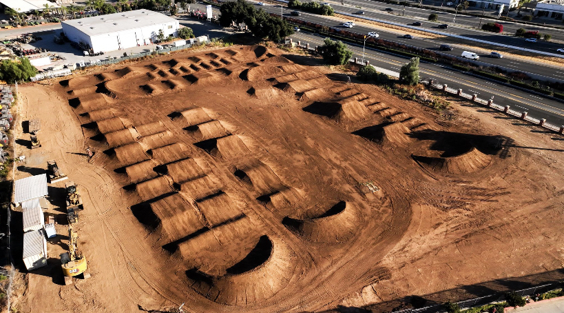 Supercross Track Builder